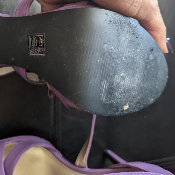 Moda Heels - Picture 3 of 3